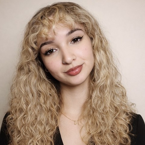Alana Grace